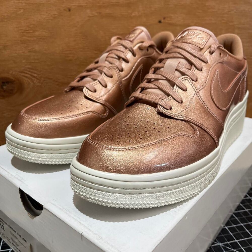 Jordan Women's Pink and Gold Trainers